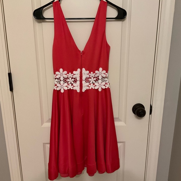 B Darlin juniors dress - Picture 5 of 5